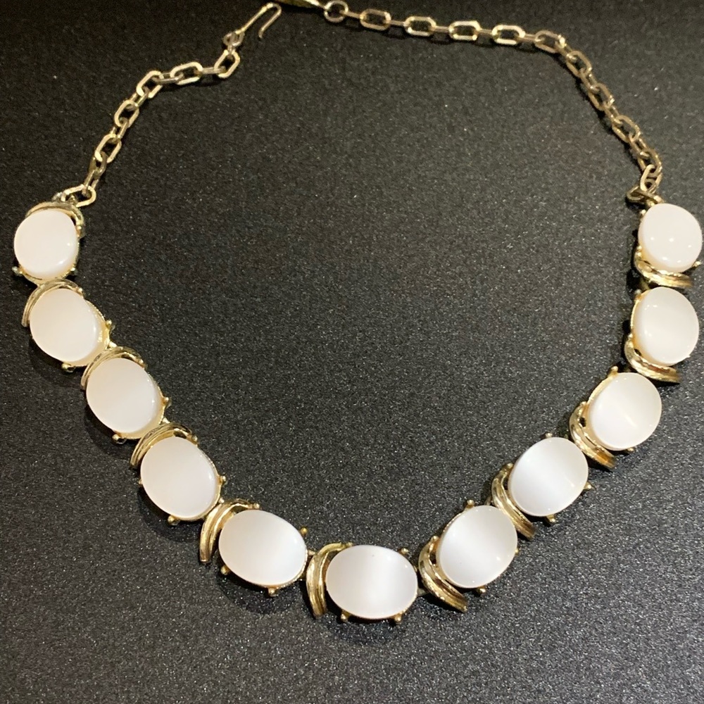 VINTAGE NECKLACE by CORO
